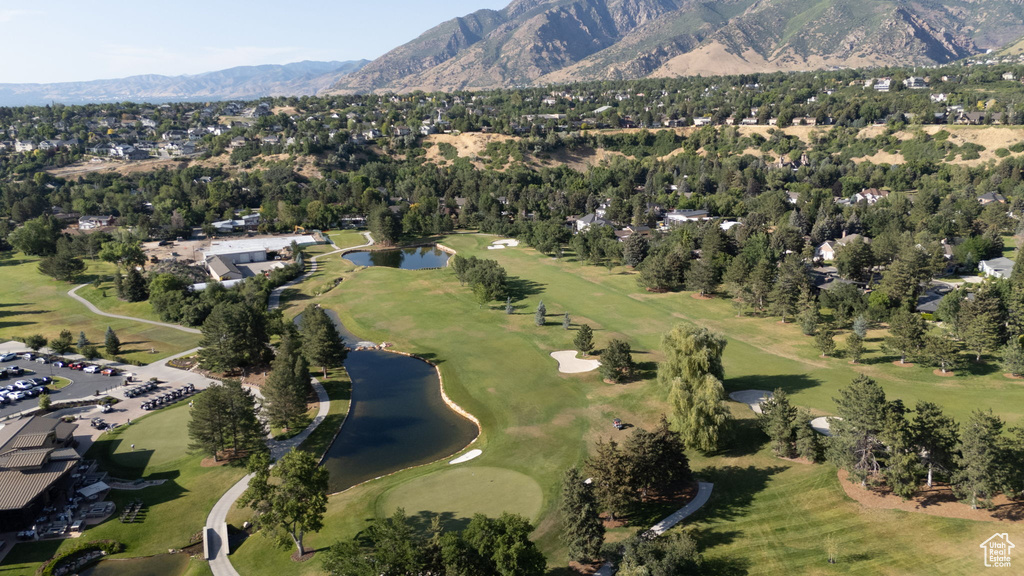 Aerial view of property\\\\\\\'s location with a water and mountain view and nearby suburban area