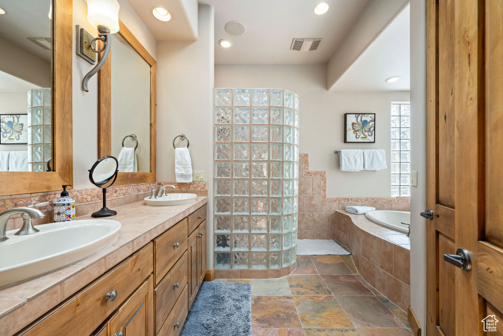 2336 W ENTRADA TRL #33 St George, UT 84770