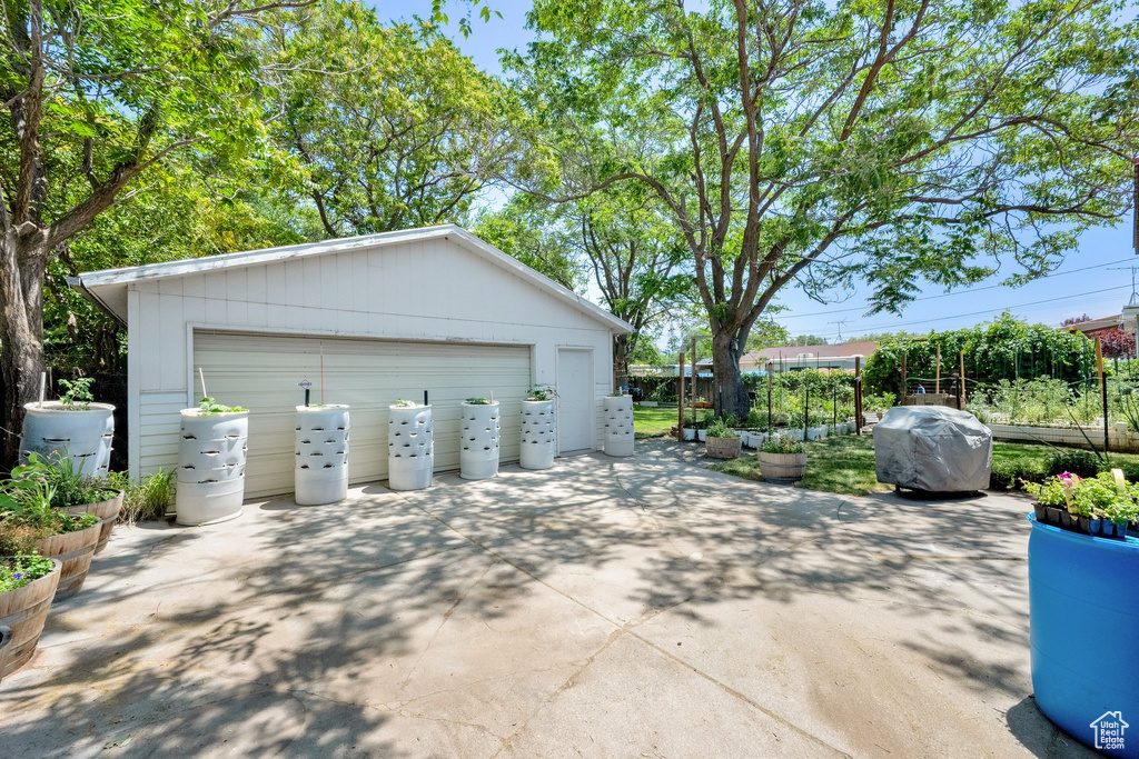 1279 S EMERY ST Salt Lake City, UT 84104