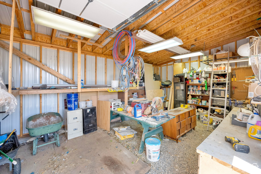 1279 S EMERY ST Salt Lake City, UT 84104