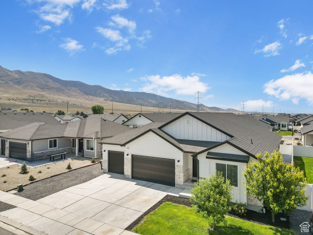2418 E QUAKING ASPEN LN Eagle Mountain, UT 84005