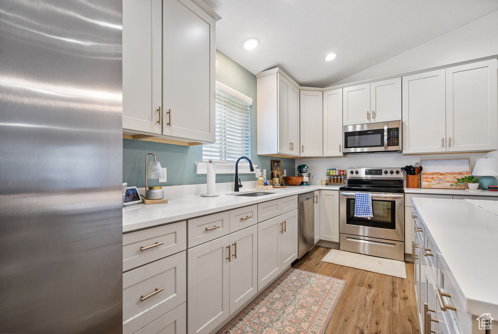 2418 E QUAKING ASPEN LN Eagle Mountain, UT 84005