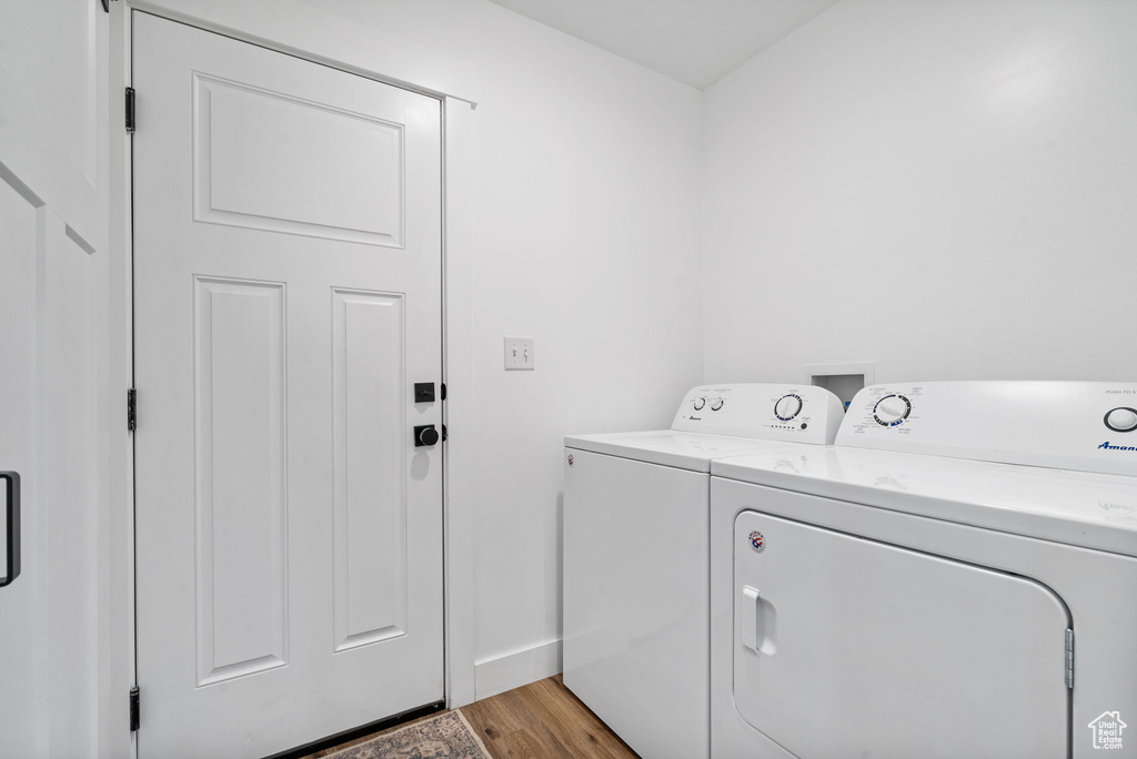 2418 E QUAKING ASPEN LN Eagle Mountain, UT 84005