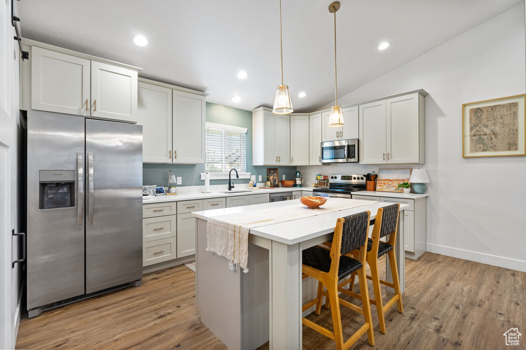 2418 E QUAKING ASPEN LN Eagle Mountain, UT 84005