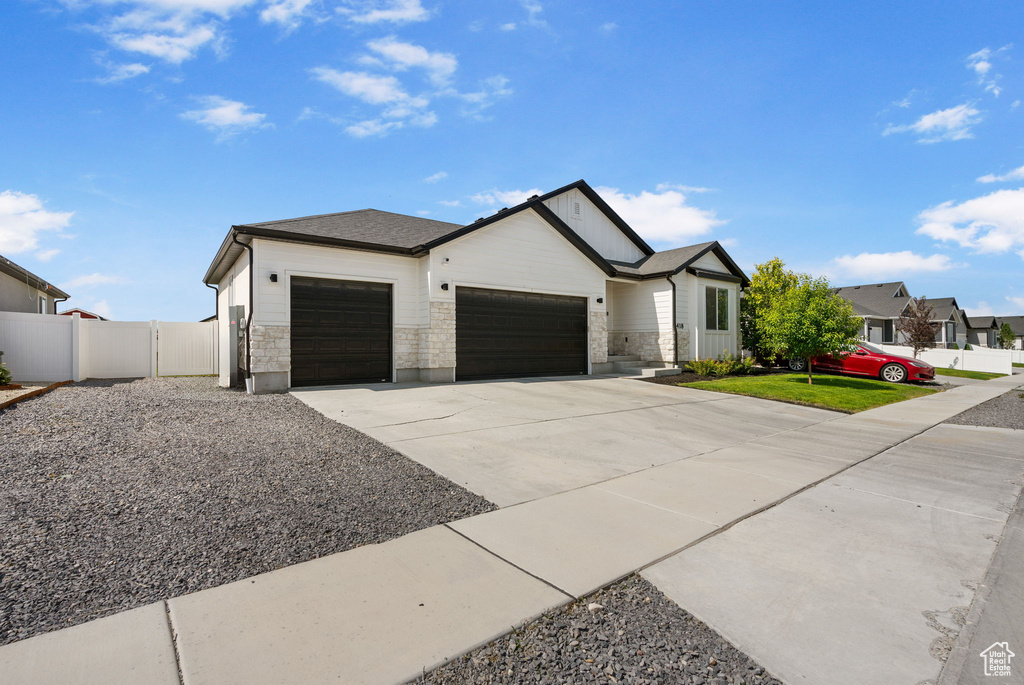 2418 E QUAKING ASPEN LN Eagle Mountain, UT 84005