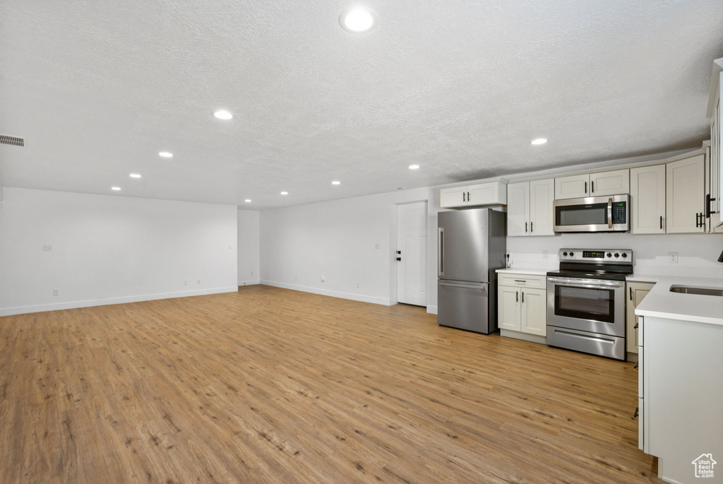 2418 E QUAKING ASPEN LN Eagle Mountain, UT 84005