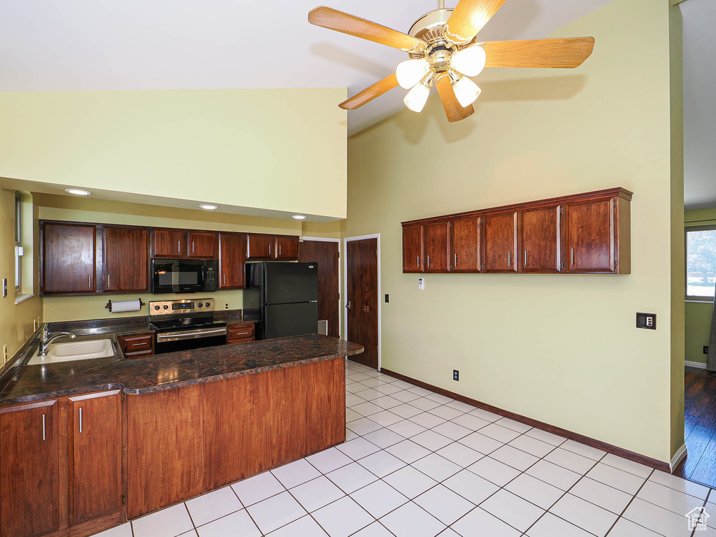 2333 W LEDGEWOOD DR Taylorsville, UT 84129