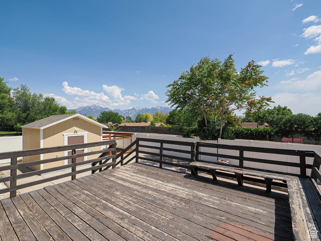 2333 W LEDGEWOOD DR Taylorsville, UT 84129