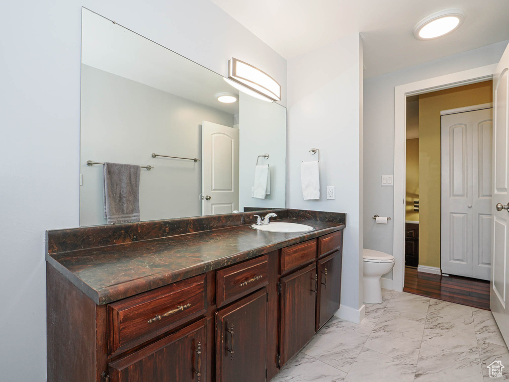 2333 W LEDGEWOOD DR Taylorsville, UT 84129