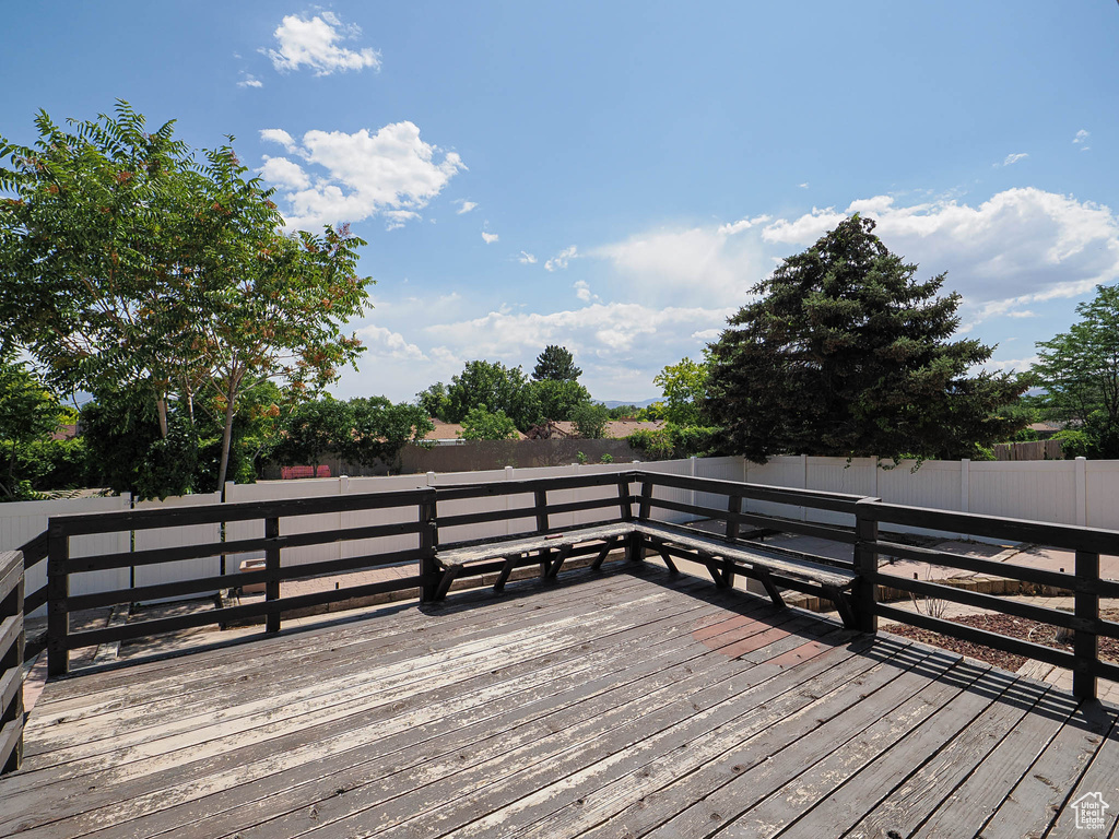 2333 W LEDGEWOOD DR Taylorsville, UT 84129