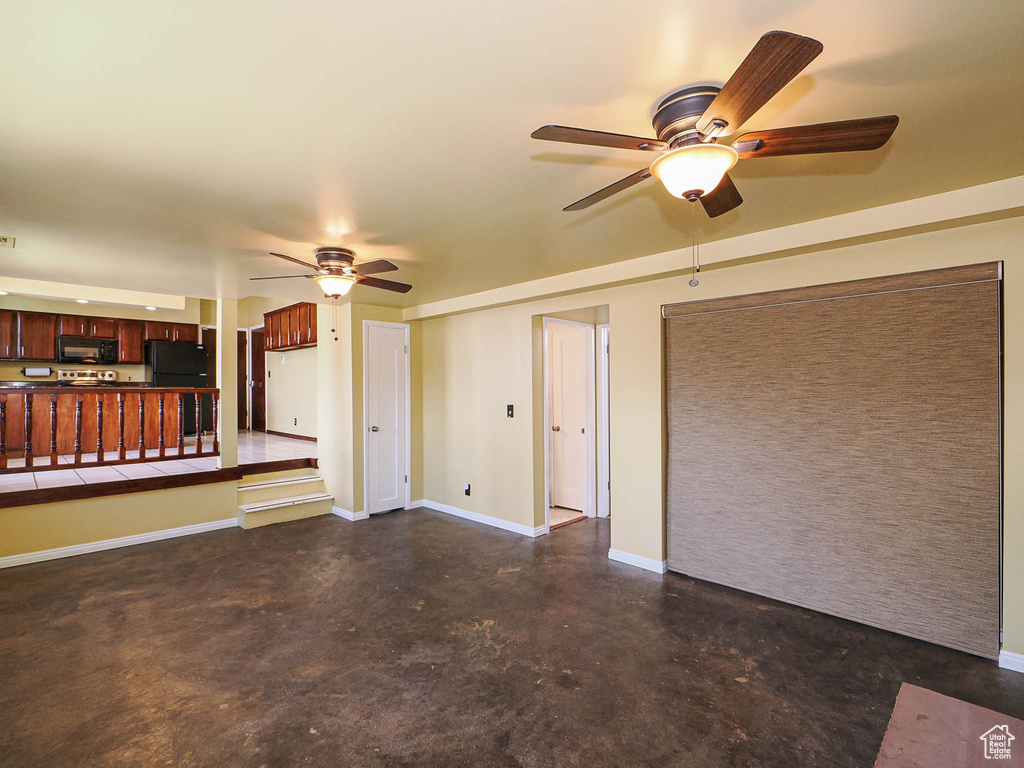 2333 W LEDGEWOOD DR Taylorsville, UT 84129
