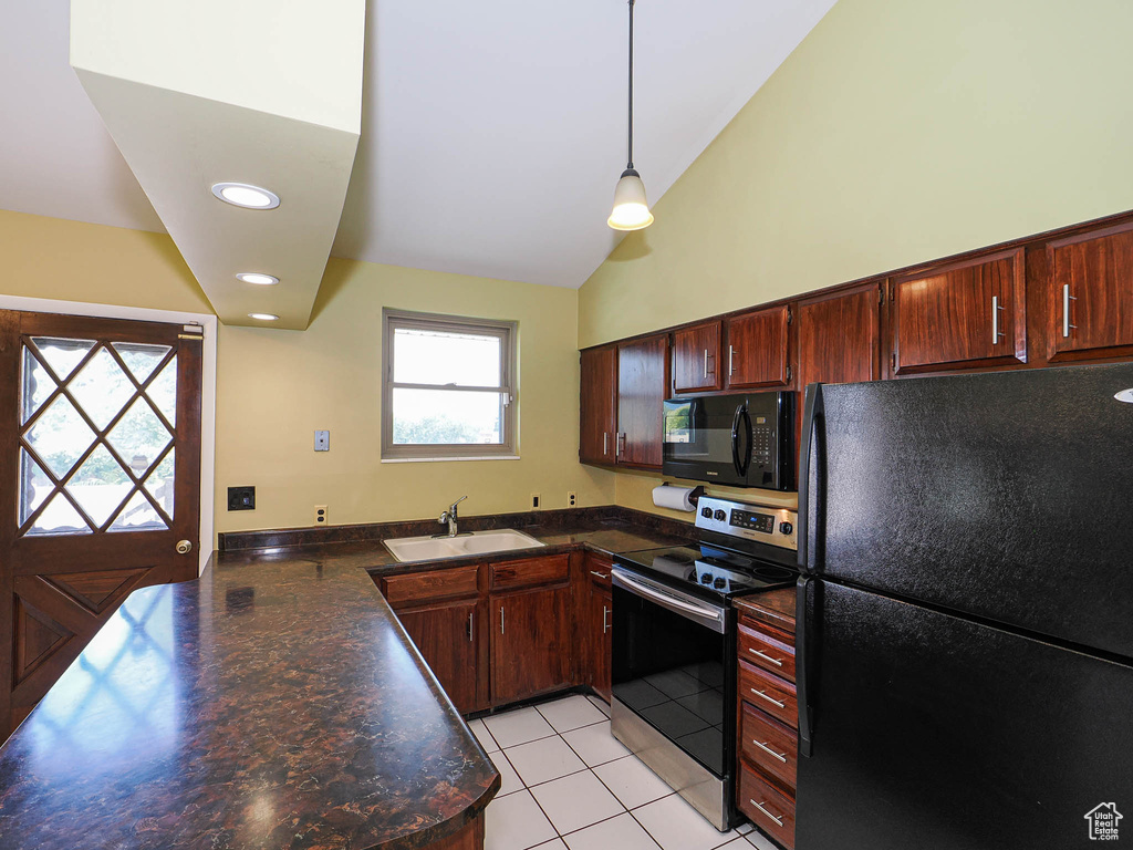 2333 W LEDGEWOOD DR Taylorsville, UT 84129