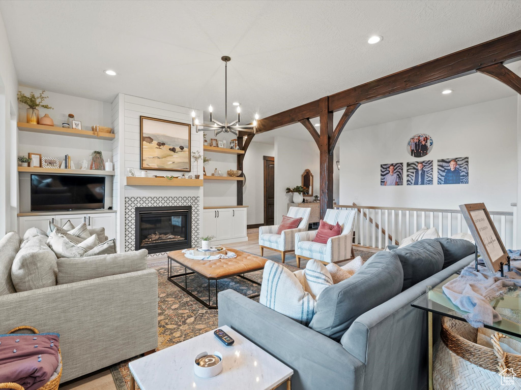722 S 750 E Salem, UT 84653