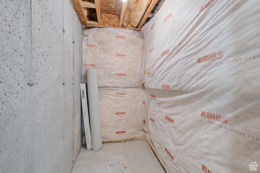 Detailed view of concrete floors