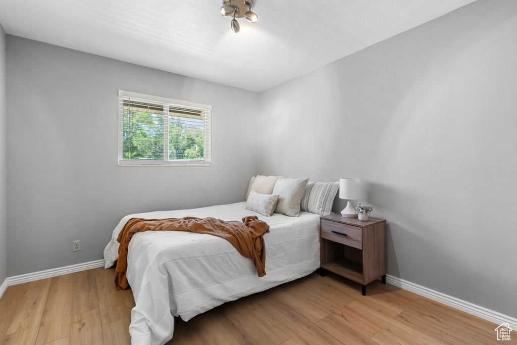 1456 SWAN ST Ogden, UT 84401