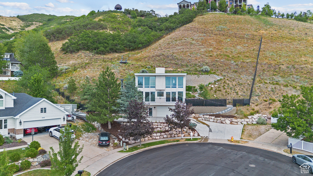 3931 S HUNTINGTON CIR Bountiful, UT 84010