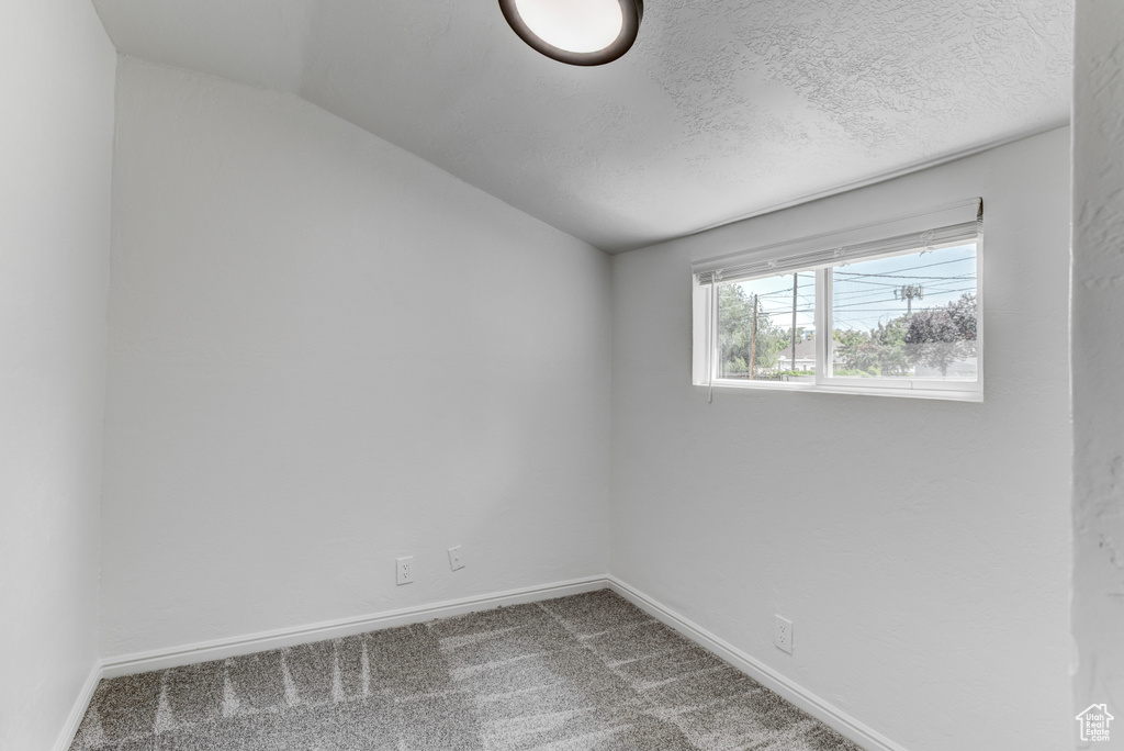 2755 S 8650 W Magna, UT 84044