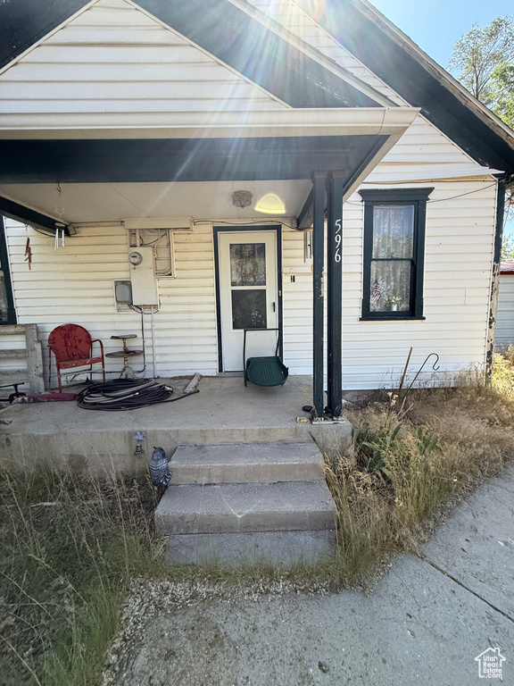 View of front facade with covered porch