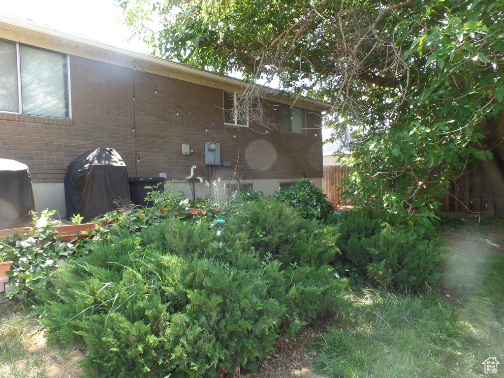 1053 E 10600 S Sandy, UT 84094