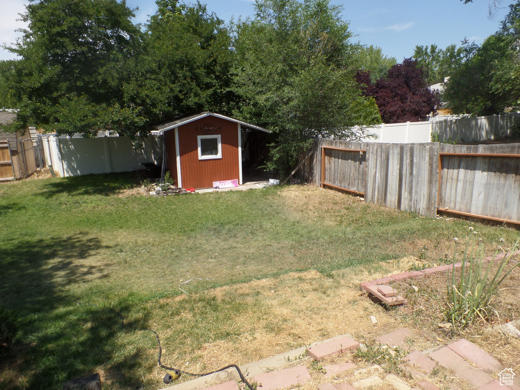 1053 E 10600 S Sandy, UT 84094