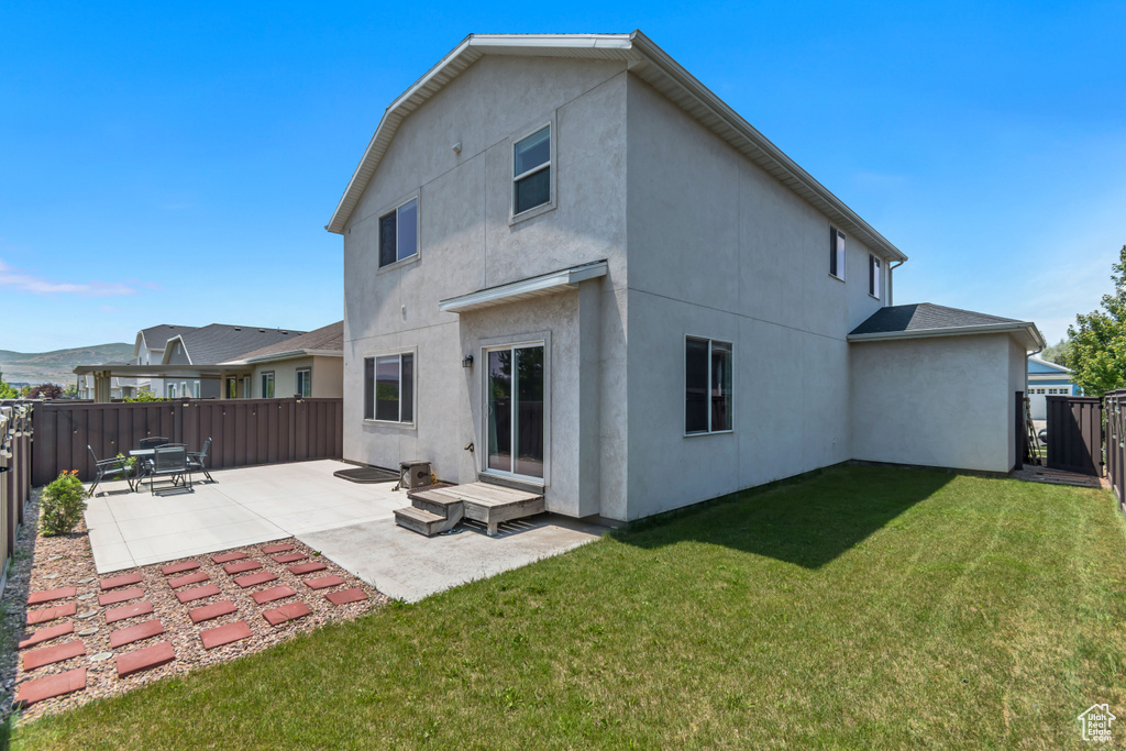 14819 S CHIMNEY PASS DR Bluffdale, UT 84065