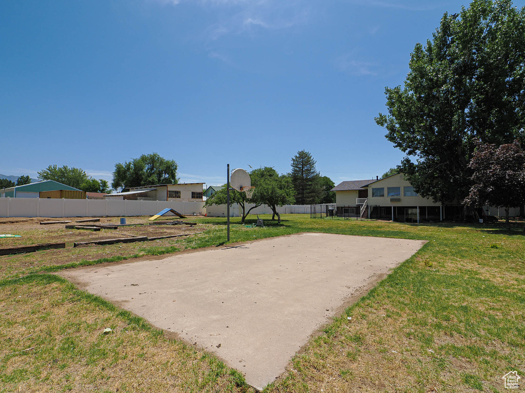View of property\'s community featuring community basketball court