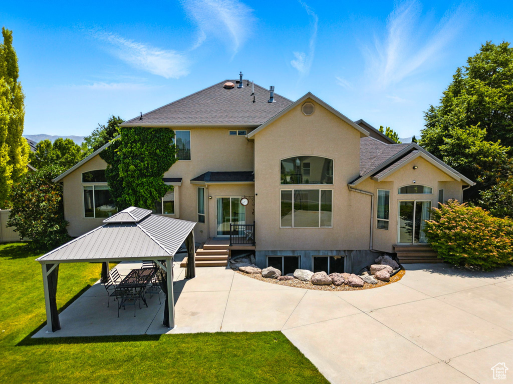 3072 W CURRENT CREEK DR South Jordan, UT 84095
