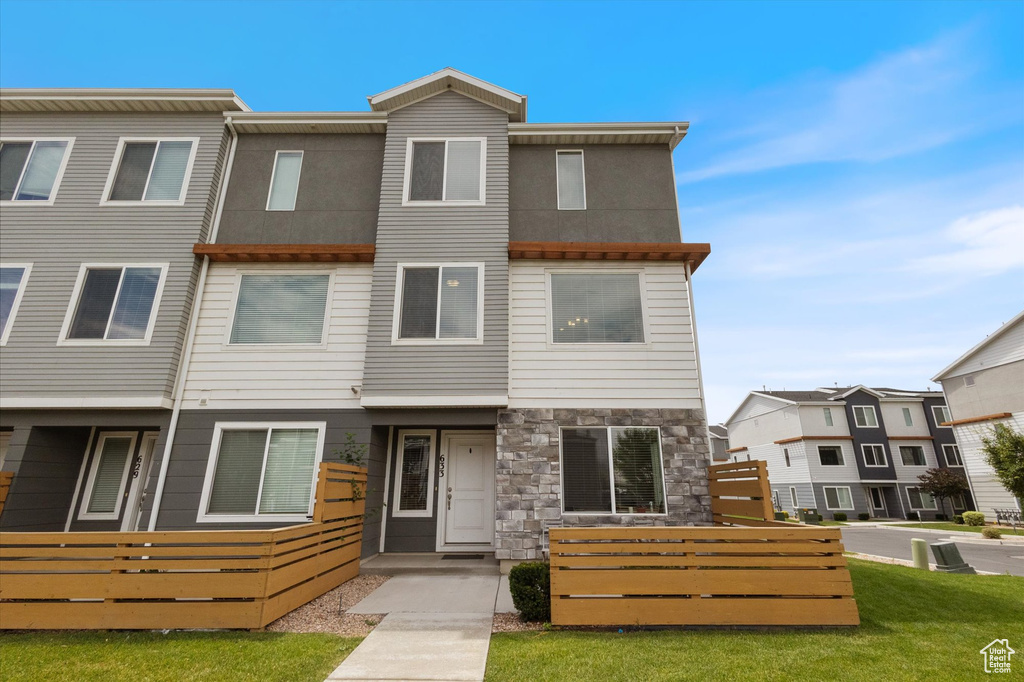 View of front of home with stone siding