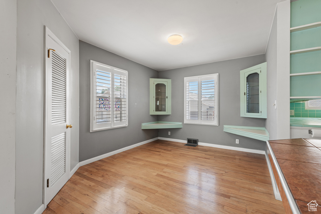 4074 S 500 E Millcreek, UT 84107