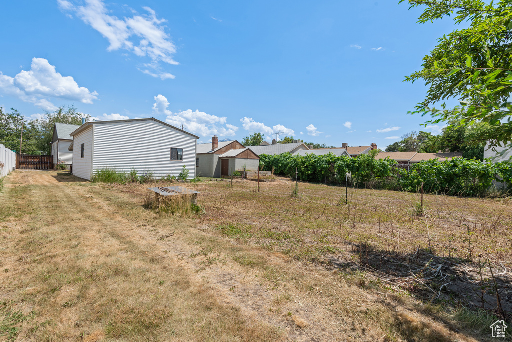 4074 S 500 E Millcreek, UT 84107