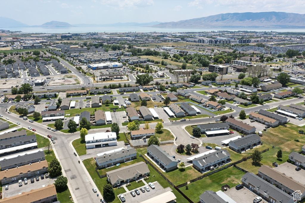 View of property location featuring a mountainous background