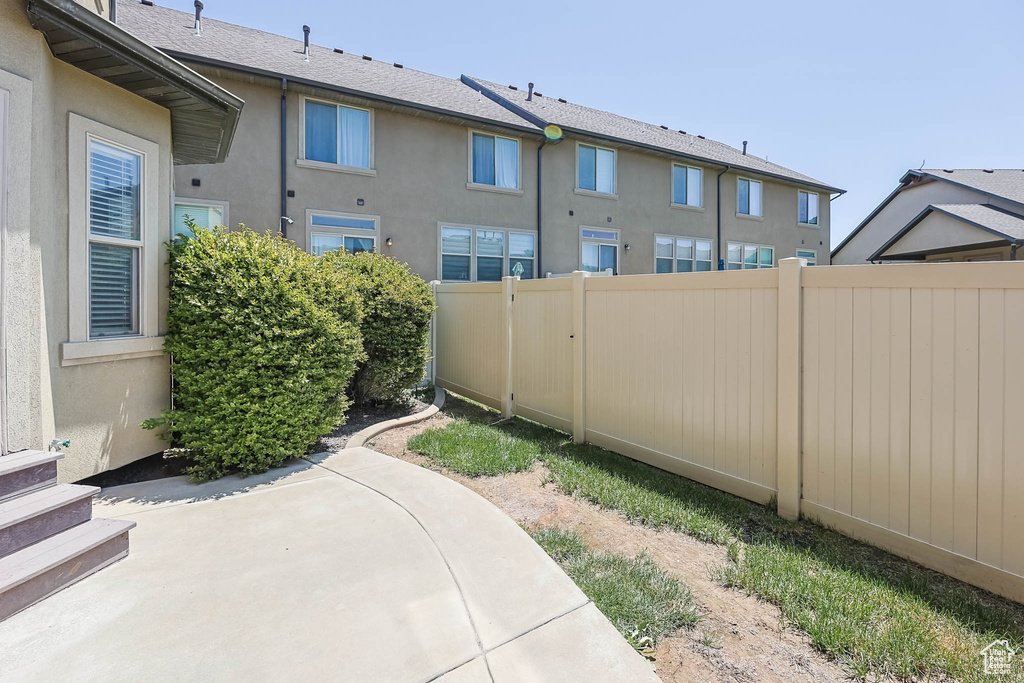 View of yard featuring a patio