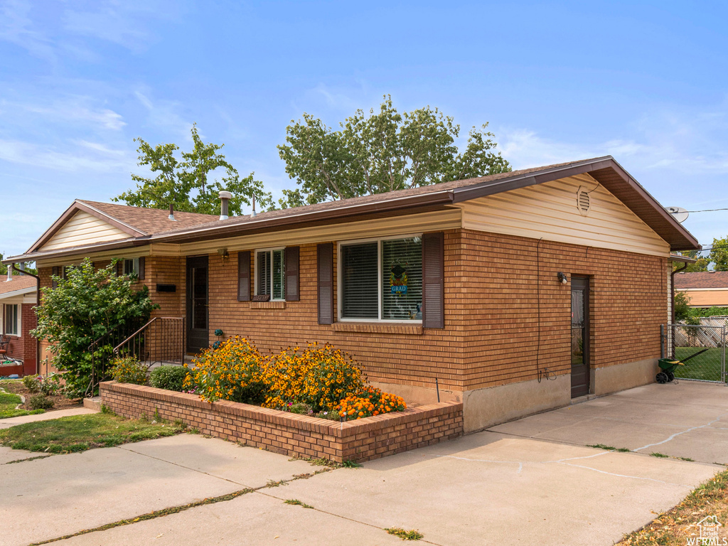 1034 E 1ST ST Ogden, UT 84404