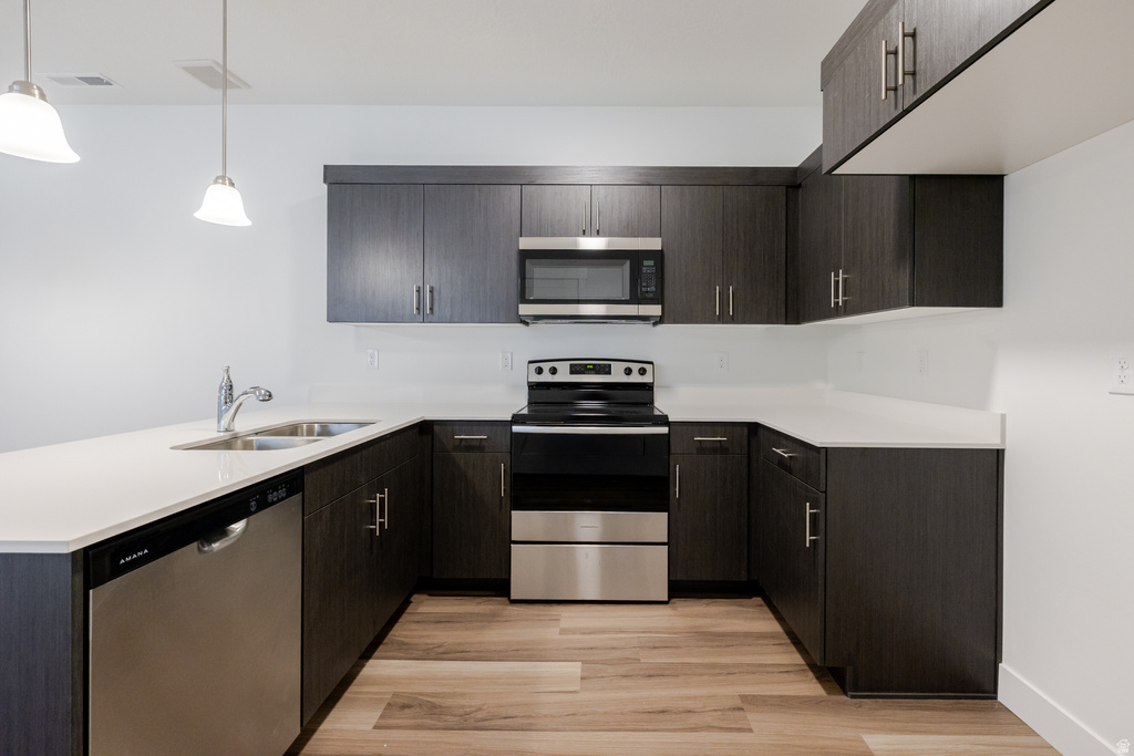 842 N COULSEN DR #L102 Saratoga Springs, UT 84045