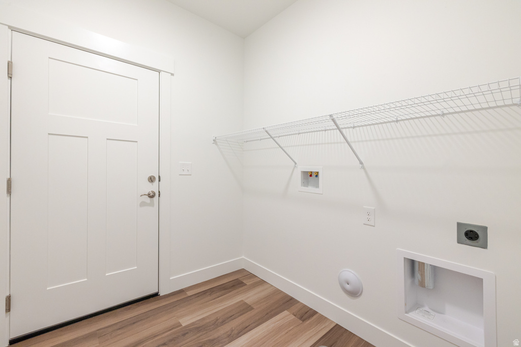 842 N COULSEN DR #L102 Saratoga Springs, UT 84045