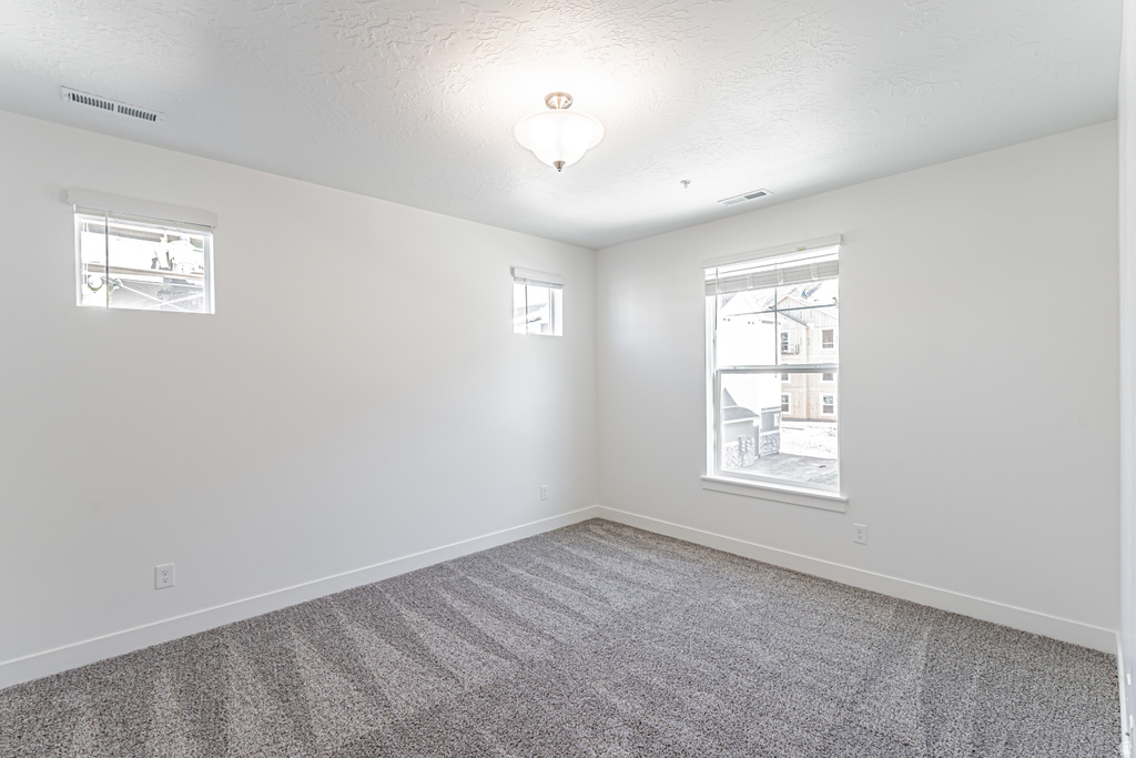 4687 S ALDER DR #G204 Mapleton, UT 84664