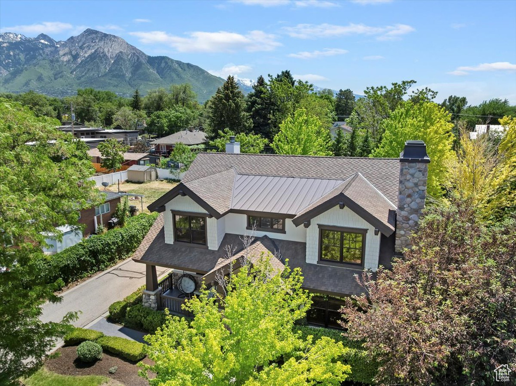 View from above of property with a mountainous background