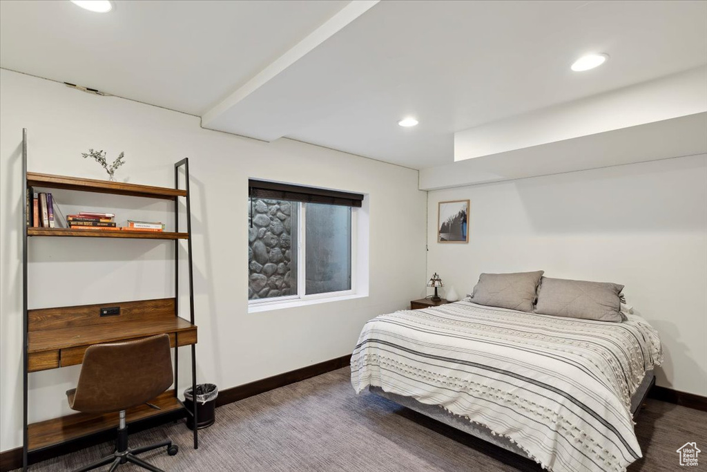 Bedroom with recessed lighting and a desk