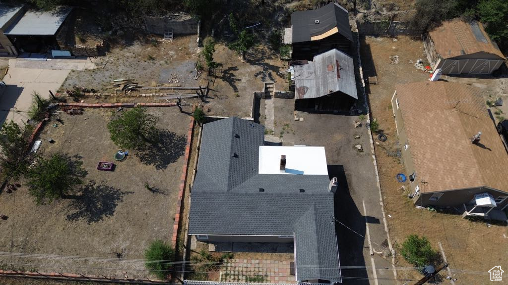 Aerial view of property and surrounding area