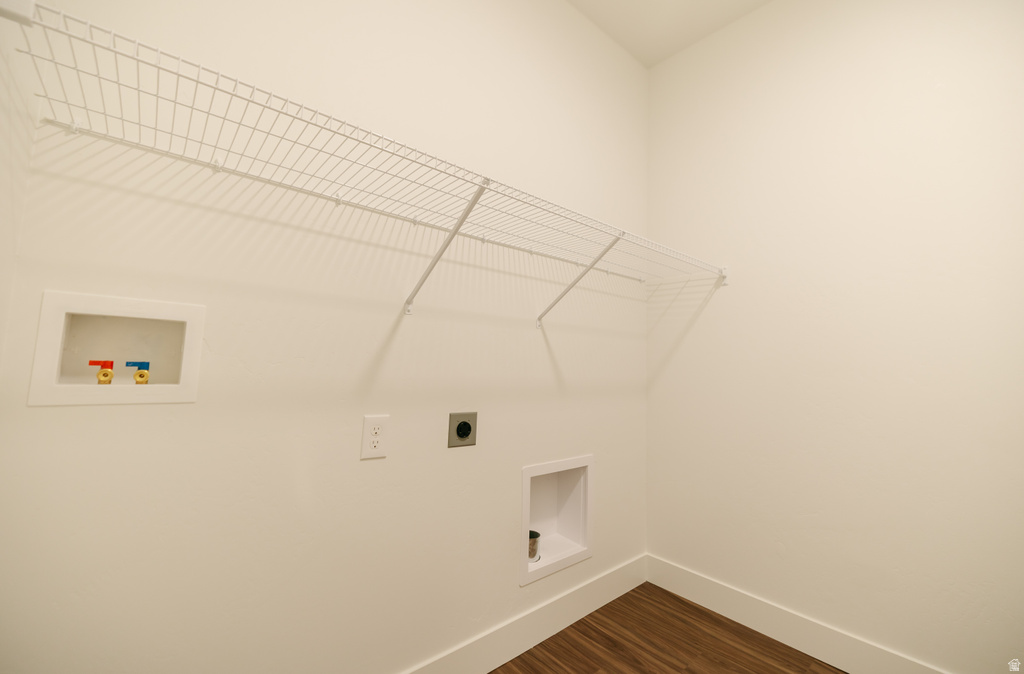 842 N COULSEN DR #L204 Saratoga Springs, UT 84045