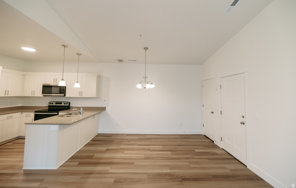 842 COULSEN DR #L302 Saratoga Springs, UT 84045