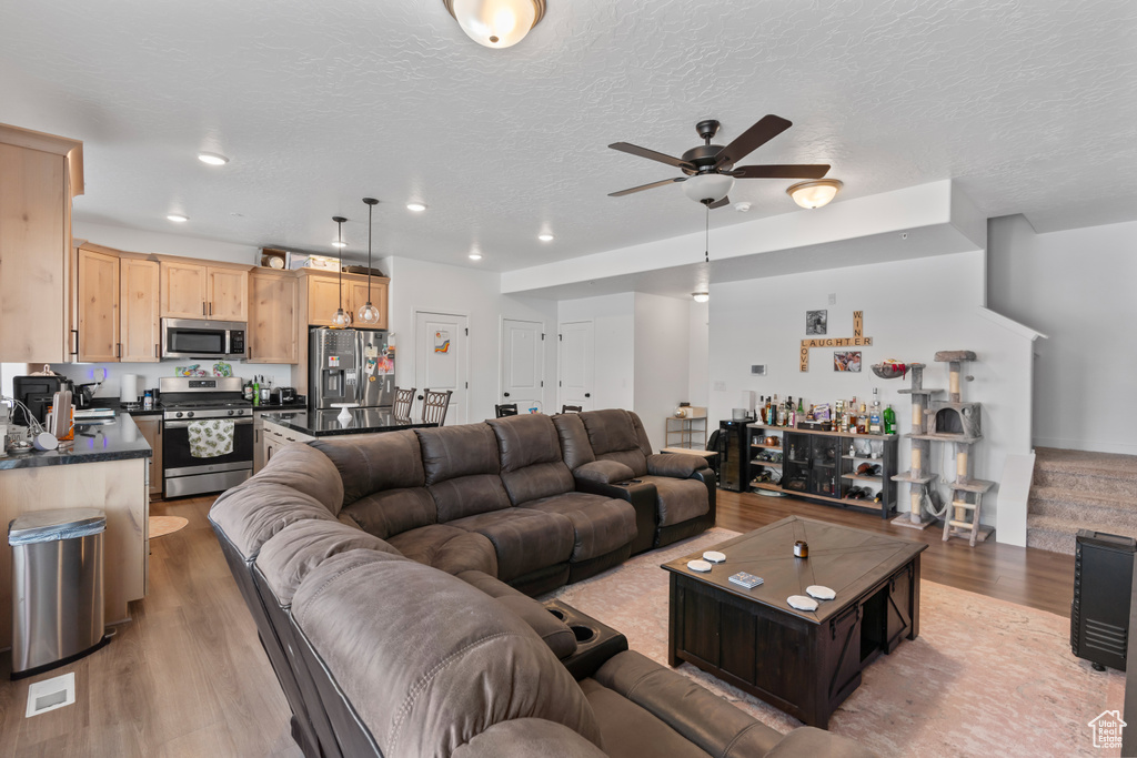 4211 W CAMP FLOYD CT Riverton, UT 84096