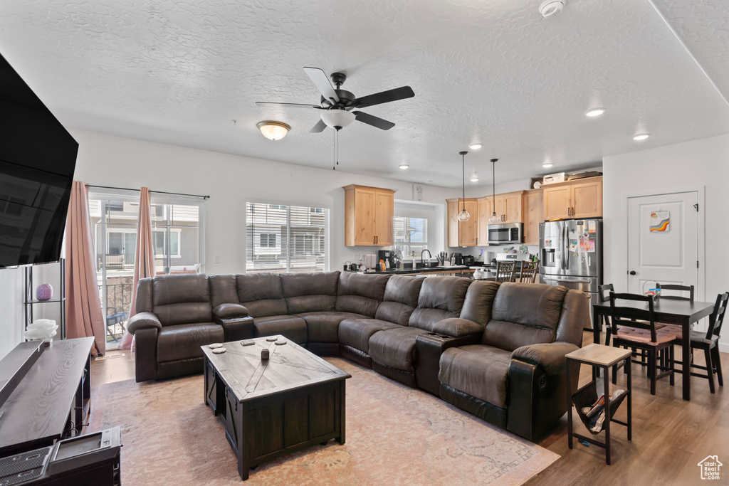 4211 W CAMP FLOYD CT Riverton, UT 84096