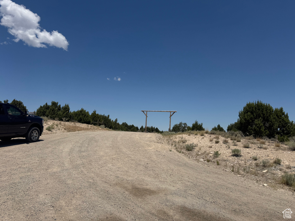 View of dirt / gravel road