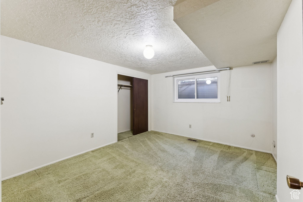 3327 S CRESTWOOD DR Salt Lake City, UT 84109