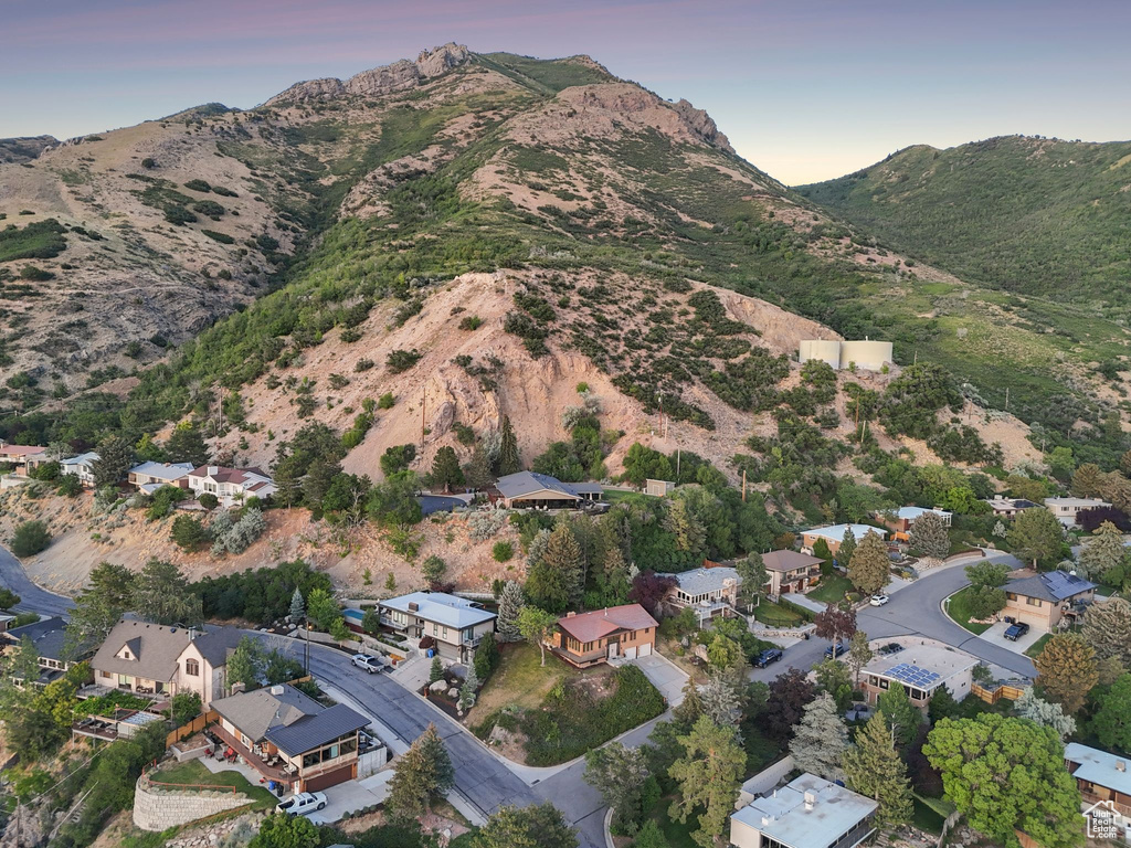 3327 S CRESTWOOD DR Salt Lake City, UT 84109