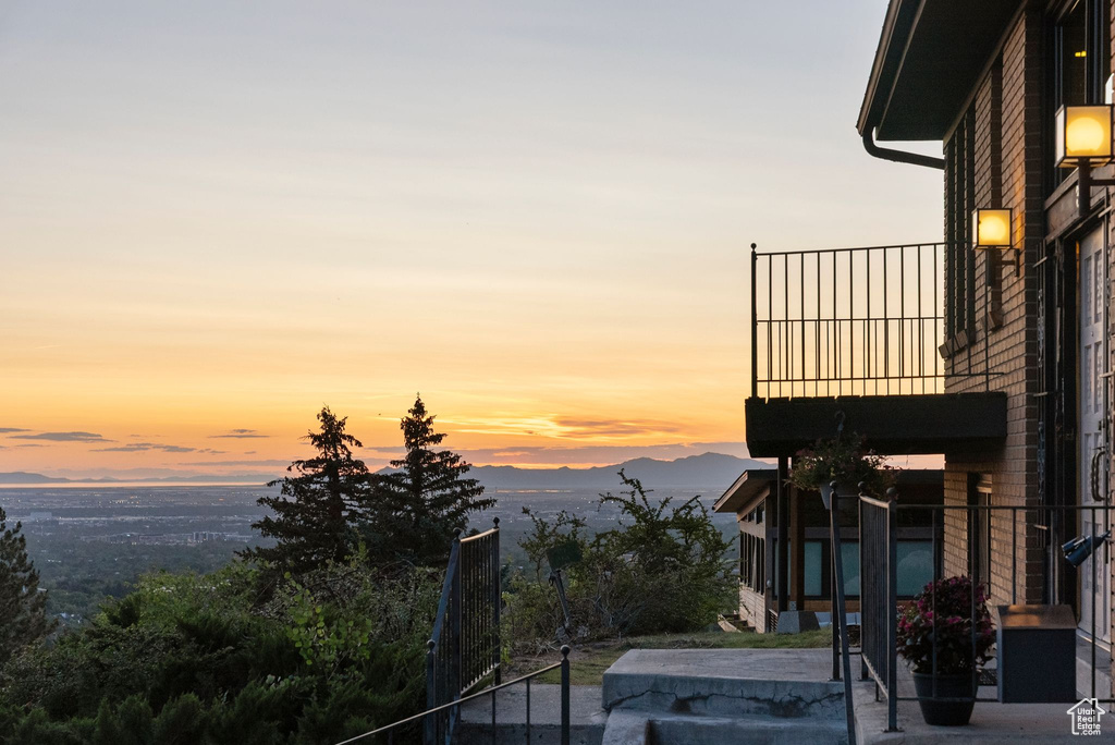 3327 S CRESTWOOD DR Salt Lake City, UT 84109