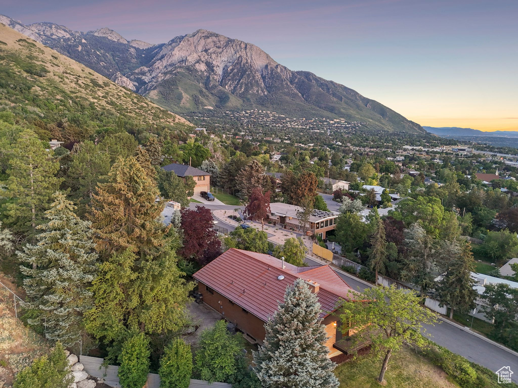 3327 S CRESTWOOD DR Salt Lake City, UT 84109