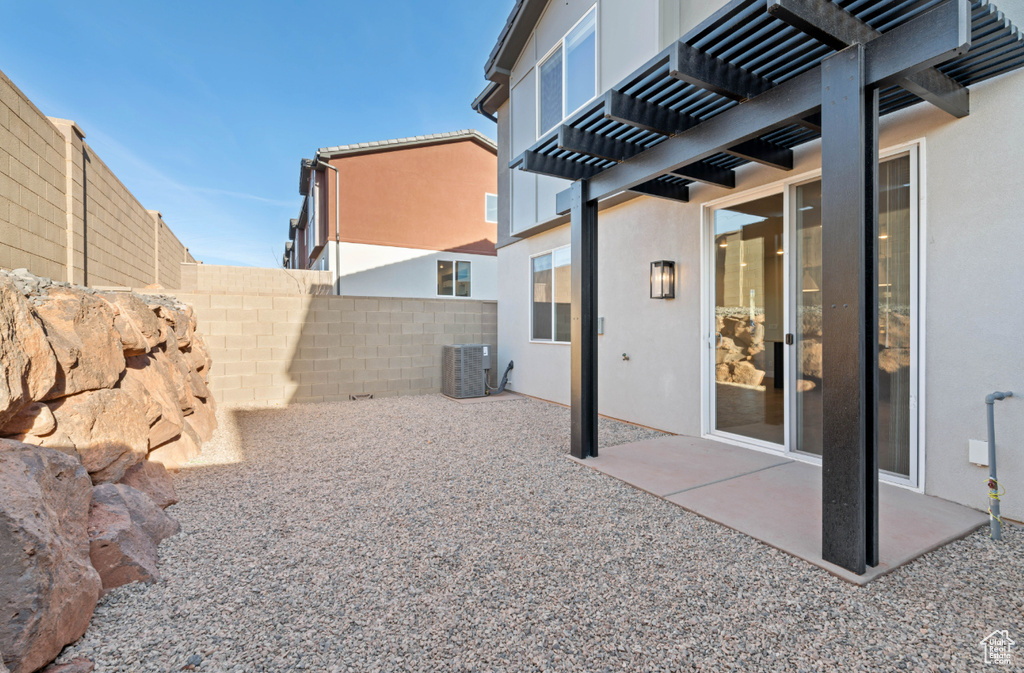 View of patio / terrace featuring a pergola