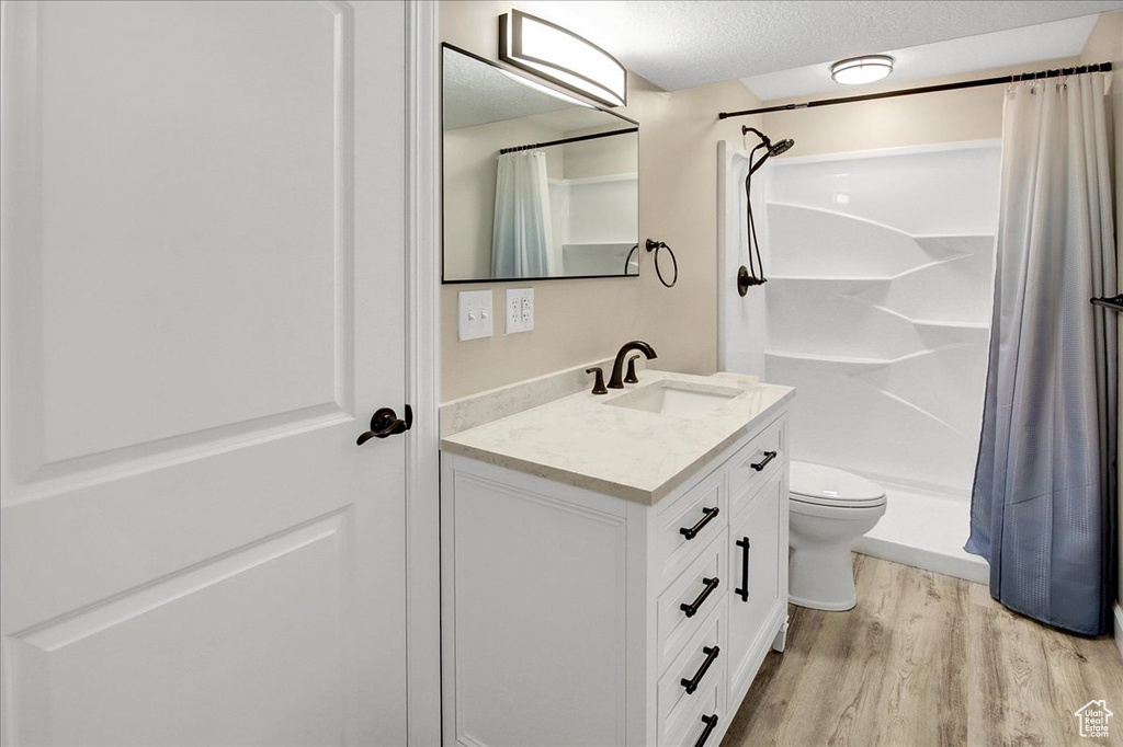 4595 W 1650 N West Point, UT 84015